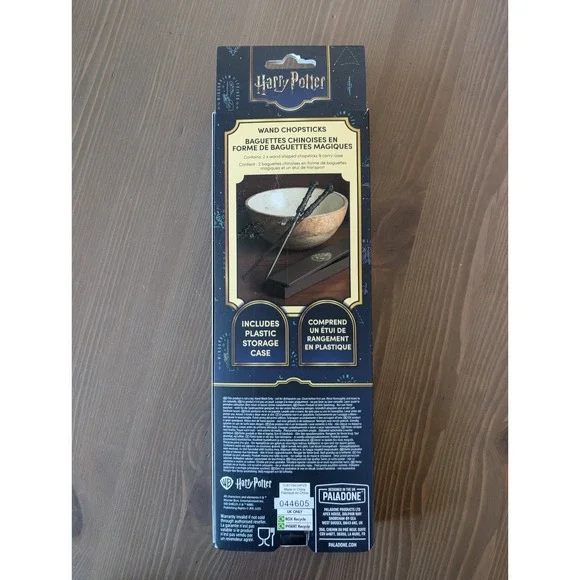 Harry Potter Wand Chopsticks Storage Case Collectibles Utensil Set NEW - Picture 3 of 6